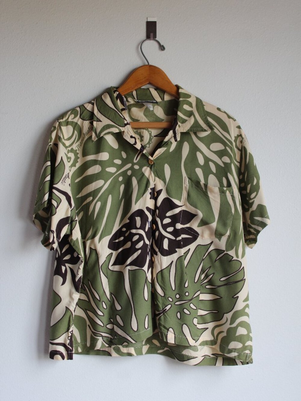 Manuheali'i blouse size XL